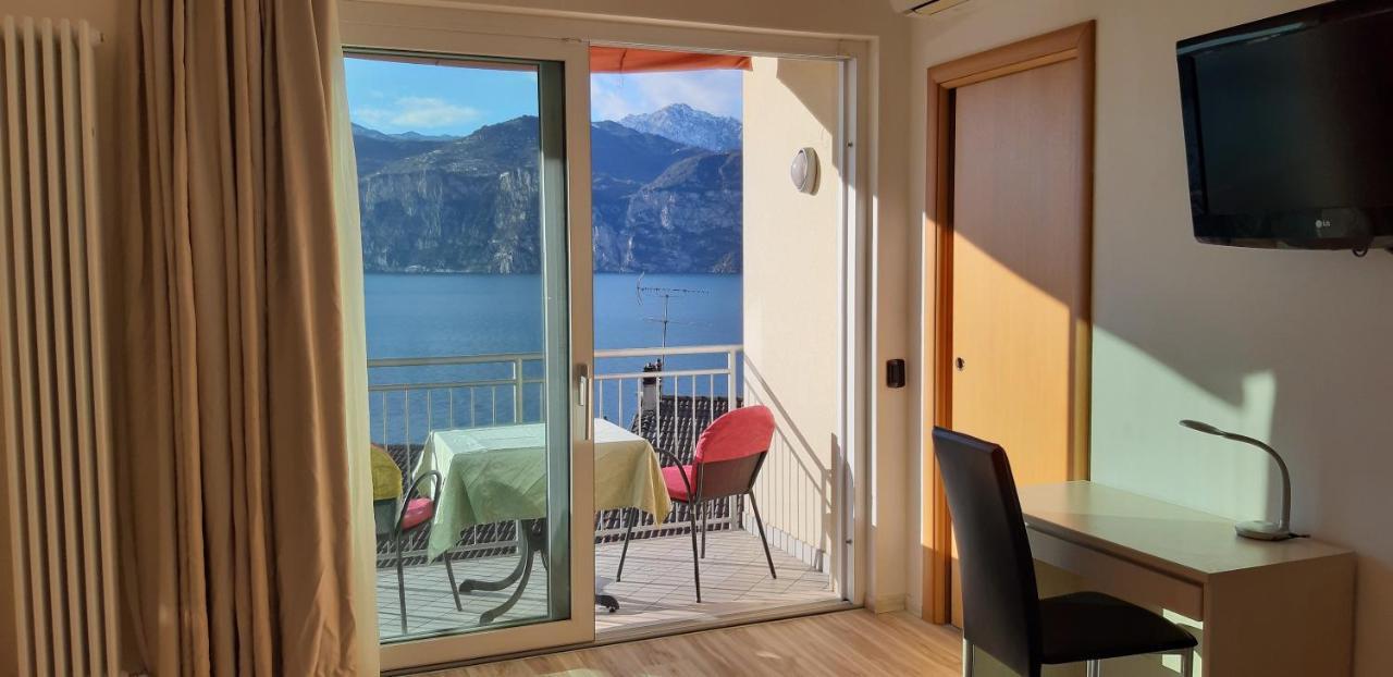 Appartamenti Villa Eden Malcesine Exterior photo